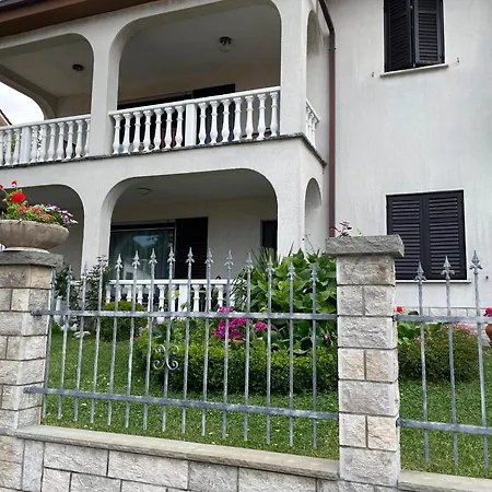Apartment Vuk Jagodje